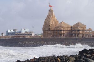 Somnath Temple Seashore View - Bhakti Marg